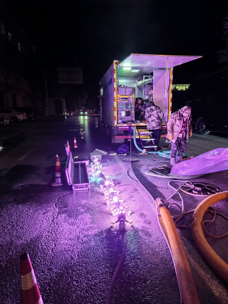 德钦管道非开挖修复